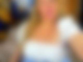 Danna38topless's Live Sex Cam Show