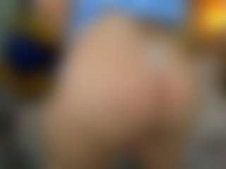 Danna38topless's Live Sex Cam Show