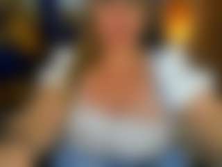 Danna38topless's Live Sex Cam Show