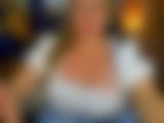 Danna38topless's Live Sex Cam Show