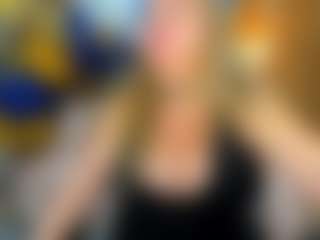 Danna38topless's Live Sex Cam Show