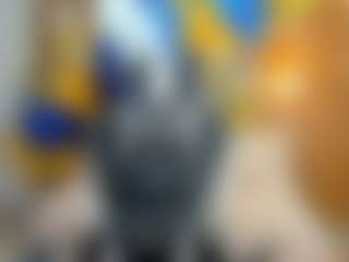 Danna38topless MILF webcam performer live streaming