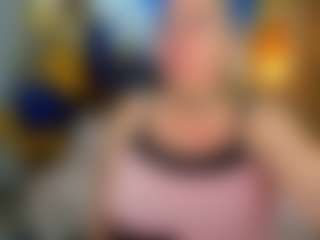 Danna38topless's Live Sex Cam Show