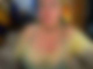 Danna38topless's Live Sex Cam Show
