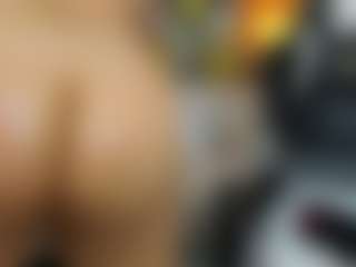 Danna38topless's Live Sex Cam Show