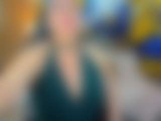 Live cam show with Danna38topless - BBW on SmokeAndPoke