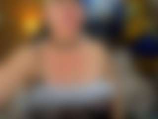 Live cam show with Danna38topless - Curvy Middle Aged on x69.live