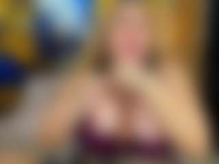 Danna38topless's Live Sex Cam Show