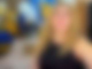 Danna38topless's Live Sex Cam Show