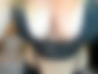 Danna38topless's Live Sex Cam Show