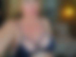 Live cam show with Danna38topless - Public on xfollow cams
