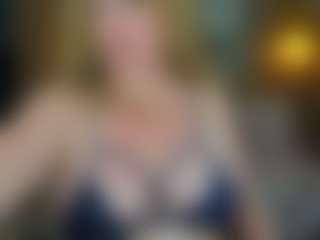 Live cam show with Danna38topless - Green Eyes on Camsoda