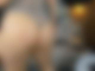 Live cam show with Danna38topless - Trimmed Granny on Camsoda