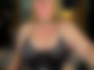 Live cam show with Danna38topless - Blonde Hair Middle Aged on camwithhim.com