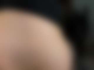 Danna38topless's Live Sex Cam Show