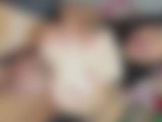 KhelanyTs1's Live Sex Cam Show