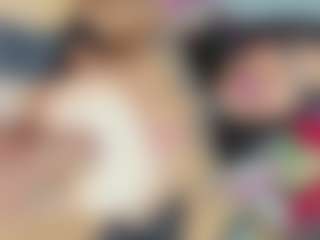 KhelanyTs1's Live Sex Cam Show