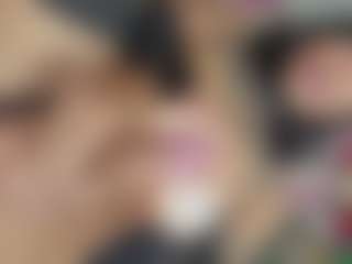 Live cam show with KhelanyTs1 - Cumshot on Camsoda