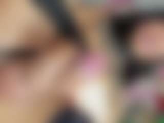 KhelanyTs1's Live Sex Cam Show