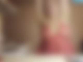 Live cam show with mrspeachesxoxo - Green Eyes on Camsoda