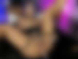 ravenwittch's Live Sex Cam Show