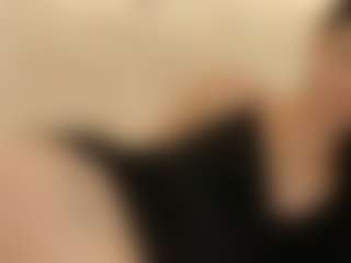 Anaayss's Live Sex Cam Show