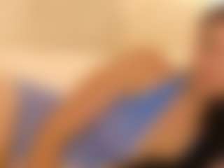 Anaayss's Live Sex Cam Show
