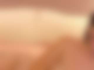 Anaayss's Live Sex Cam Show
