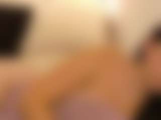 Anaayss's Live Sex Cam Show