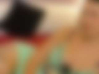 Live cam show with Anaayss - Facial Piercings on Mixed Magazine Live