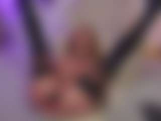 curlynatashaa's Live Sex Cam Show