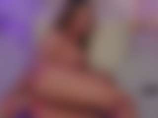 curlynatashaa's Live Sex Cam Show