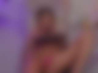 Live cam show with curlynatashaa - Athletic on Mixed Magazine Live
