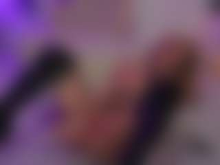 curlynatashaa MILF webcam performer live streaming