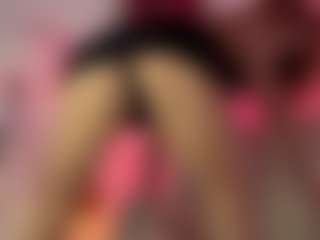 curlynatashaa's Live Sex Cam Show