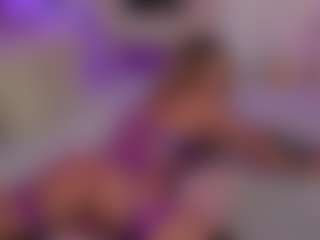 curlynatashaa's Live Sex Cam Show