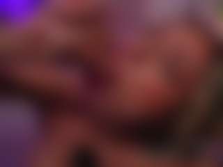 curlynatashaa's Live Sex Cam Show