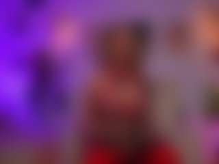 Live cam show with curlynatashaa - Spy MILF on Dolls Live