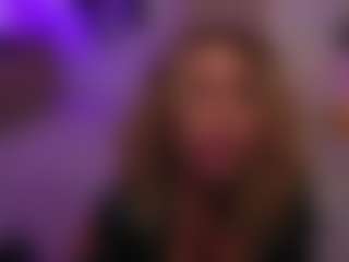 curlynatashaa's Live Sex Cam Show