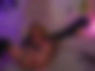 curlynatashaa's Live Sex Cam Show