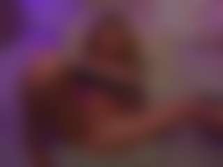 curlynatashaa's Live Sex Cam Show
