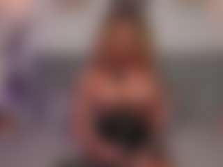 curlynatashaa's Live Sex Cam Show