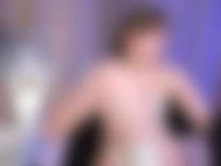 Live cam show with May - Oil on Fling VIP Chat
