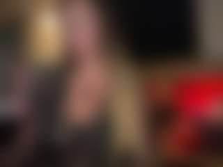 Untamed Reina's Live Sex Cam Show