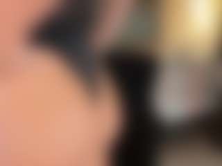 Live cam show with Untamed Reina - Facial on SinfulBabes