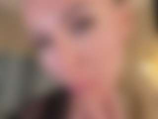 Live cam show with Untamed Reina - Red Hair Fetish on studioflirtlive.com