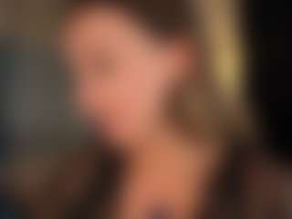 Live cam show with Untamed Reina - Red Hair Fetish on Dolls Live