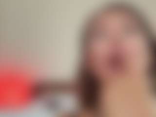 Live cam show with Untamed Reina - Mistress on Dolls Live