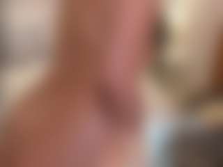 Live cam show with NatashaKiim - Big Tits on Fling VIP Chat