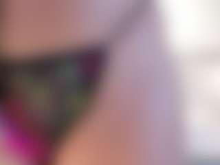 Live cam show with NatashaKiim - Curvy Small Tits on Strip Flash - Live Sex Shows